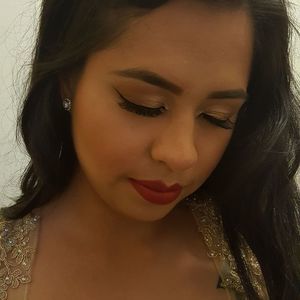 Meet your Posher, Lizbeth